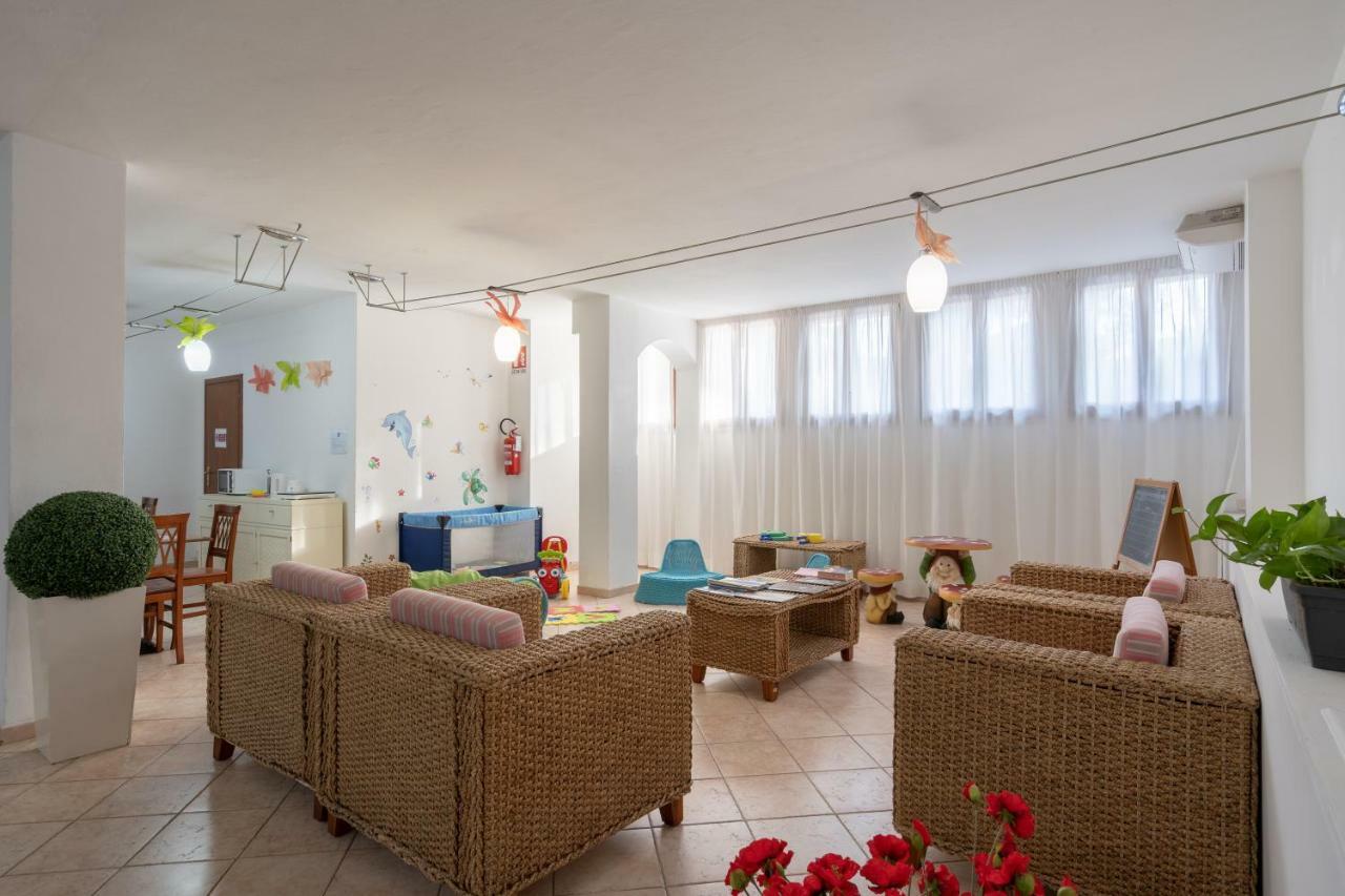 Ricci Hotel - Марина-ді-Гроссето Екстер'єр фото